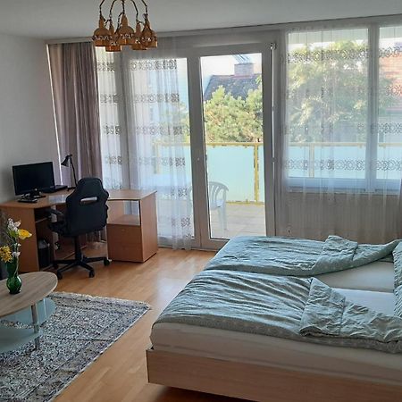 Serviced Apartment With Sunny Balcony Vienna Exterior photo